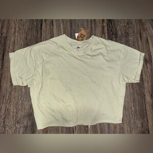 NWT Daybreak Open Back Tie Closure Cropped T-Shirt Size Medium